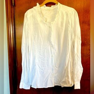 White ruffle neck blouse size M